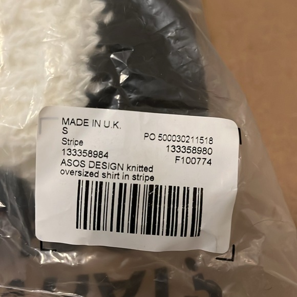 ASOS DESIGN Knit Oversized Sweater in Black/White stripe/NWT/S - Picture 12 of 12